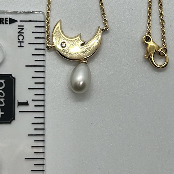 14K Yellow Gold Crescent 🌙 Moon Diamond 17” Necklace - Picture 8 of 8